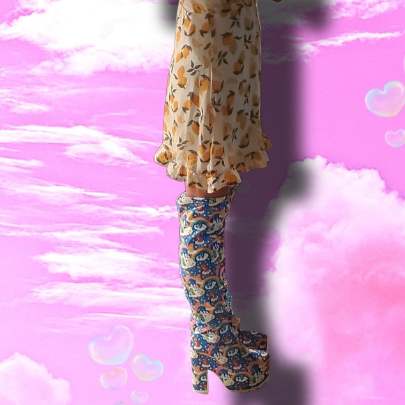 YRU x Care Bears 'Labyrinth' Blue Sky BNIB 9 - Picture 6 of 9